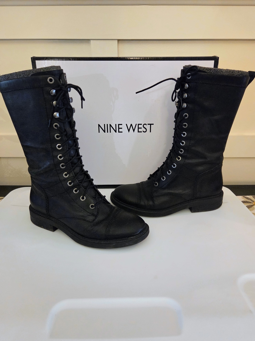 Nine West Black Combat Boots Lace-Up Black Leather Size 7 - Picture 2 of 9